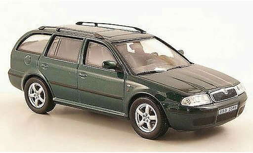 Skoda Octavia Combi 1/43 Abrex Tour groen modelauto