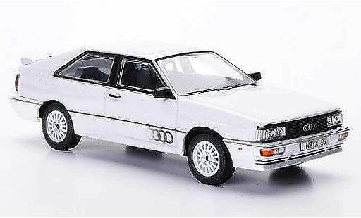 Audi Quattro coupe 1/43 Vanguards MkII wit LHD 1987 modelauto