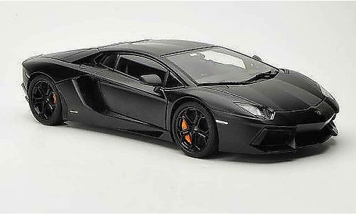 Lamborghini Aventador LP700-4 1/18 Autoart mat zwart 2011 modelauto