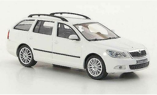 Skoda Octavia Combi 1/43 Abrex wit 2008 modelauto