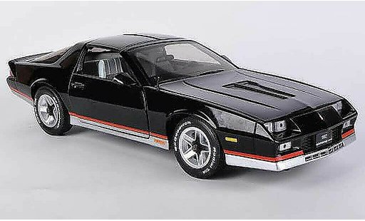 Chevrolet Camaro Z28 1/18 Sun Star zwart 1982 modelauto