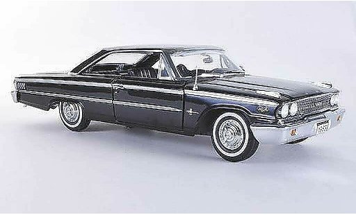 Ford Galaxy 500 XL 1/18 Sun Star zwart 1963 modelauto