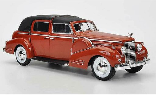 Cadillac Fleetwood V16 1/18 Signature bruin avec Radio 1938 modelauto
