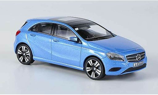 Mercedes Classe A Base 1/43 Schuco (W176) blauw 2012 modelauto