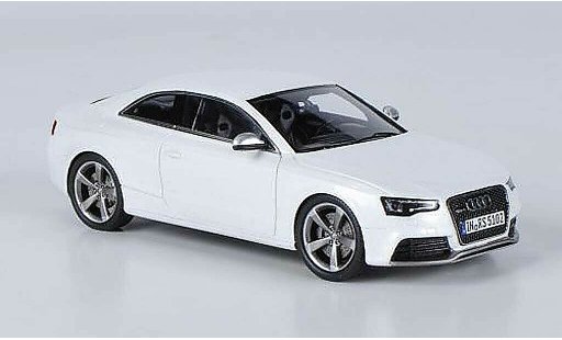 Audi RS5 coupe 1/43 Spark wit 2012 modelauto