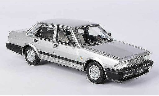Alfa Romeo Alfa 6 2.5i 1/43 Kess V6 Quadrifoglio grijsgrijs 1983 modelauto