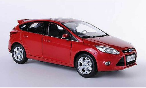 Ford Focus RS 1/18 Paudi S MkIII rood Asien-Version 2012 modelauto