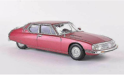 Citroen SM Coupe 1/43 WhiteBox rood modelauto