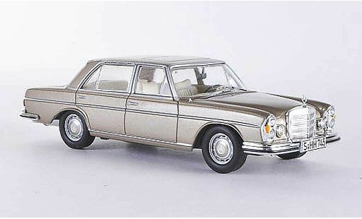 Mercedes 300 6.3 1/43 WhiteBox (W109) beige 1968 modelauto