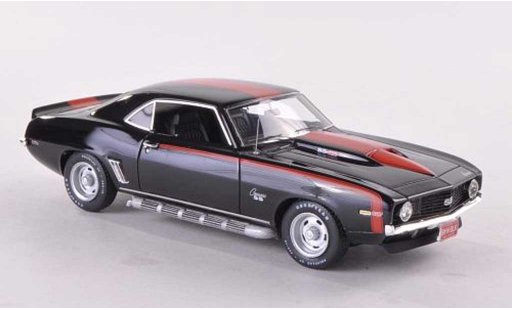 Chevrolet Camaro SS 1/43 Highway 61 427 zwart/rood 1969 modelauto
