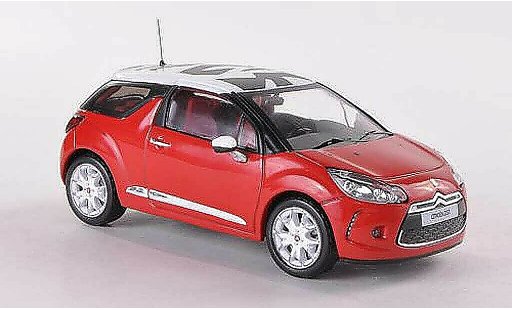 DS Automobiles DS3 Berline 1/43 IXO Sport Chic rood/wit 2011 modelauto