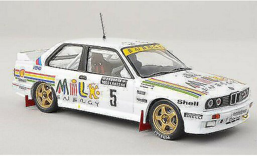 Bmw M3 course 1/43 IXO E30 No.5 Milk Energy Rally 1000 Lakes 1988 A.Vantanen/B.Berglund modelauto