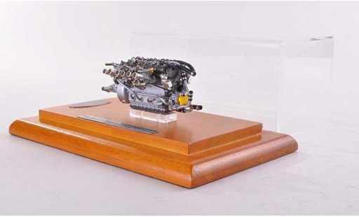 Maserati 300 Base 1/18 CMC S Motor 1956 modelauto