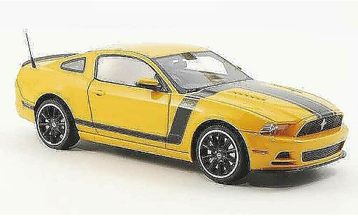 Ford Mustang Boss 302 1/43 Schuco geel modelauto