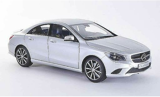Mercedes CLA Base 1/18 Norev (C117) matgrijs 2013 modelauto