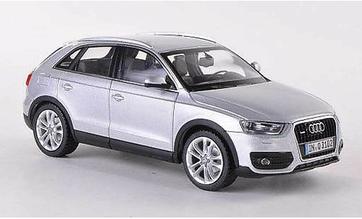 Audi Q3 suv 1/43 Schuco grijs 2011 modelauto