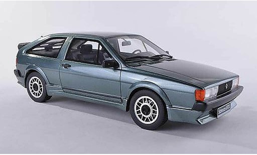Volkswagen Scirocco GTX 1/18 Ottomobile Kamei groen-grijs 1984 modelauto