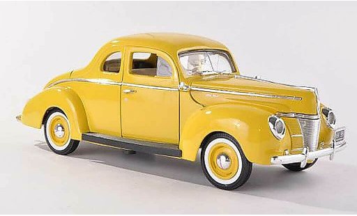 Ford Deluxe Berline 1/18 Motormax geel 1940 modelauto