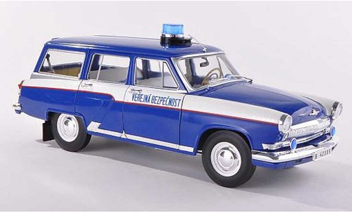 Wolga M22 Base 1/18 IST Models politie Prag 1971 modelauto