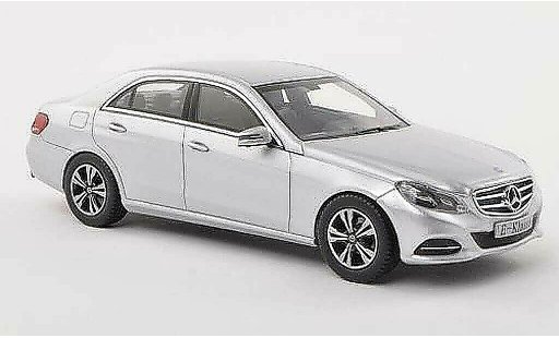Mercedes Classe E Base 1/43 Kyosho (W212) d 2013 modelauto