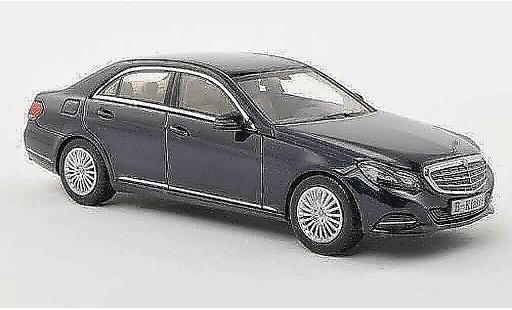 Mercedes Classe E Base 1/43 Kyosho (W212) zwart-blauw 2013 modelauto