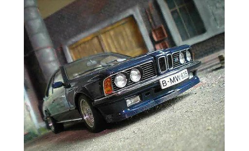 Bmw 635 CSi 1/18 Autoart m blauw m&eacute;tallis&eacute; modelauto