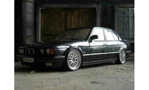 Bmw 535 tuning 1/18 Minichamps 1988 i zwart jantes bbs bords larges modelauto
