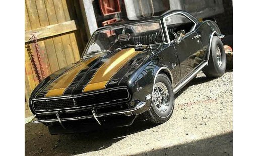 Chevrolet Camaro Z28 1/18 Exact Detail Replicas street stalkerz grijs zwart bandes dorees 1968 modelauto