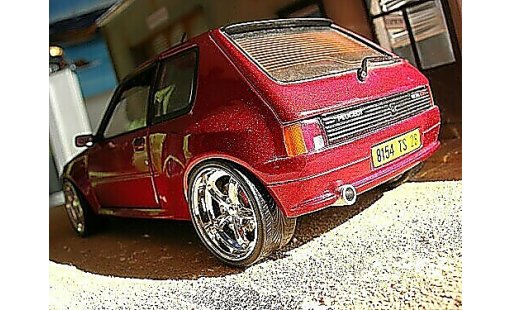 Peugeot 205 GTI 1/18 Solido Dimma rood modelauto
