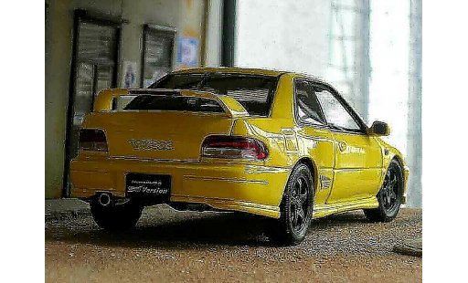 Subaru Impreza Type R 1/18 Autoart gt turbo sti geel modelauto