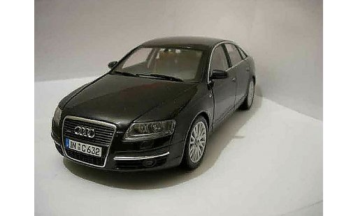 Audi A6 berline 1/18 Norev v6 3.2 modelauto