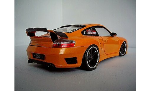 Porsche 911 Turbo 1/18 Hotworks techart oranje modelauto