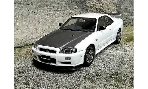 Nissan Skyline R34 1/18 Autoart blanche gn1 modelauto