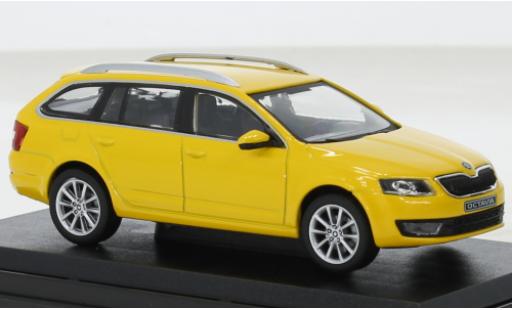 Modelauto Skoda Octavia Combi III geel 2013 1/43 Abrex