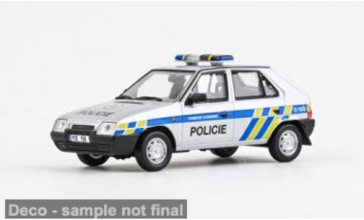 Modelauto Skoda Favorit Livree Officielle 136L 1988 Policie (CZ) 1/43 Abrex