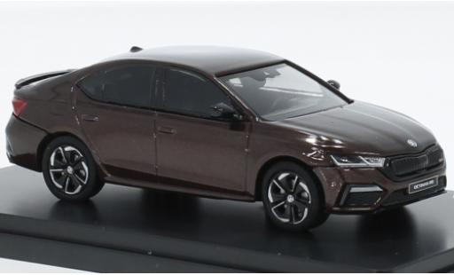 Modelauto Skoda Octavia RS IV metallic bruin 2020 1/43 Abrex