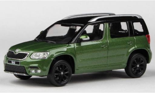 Modelauto Skoda Yeti FL metallic groen/zwart 2013 1/43 Abrex