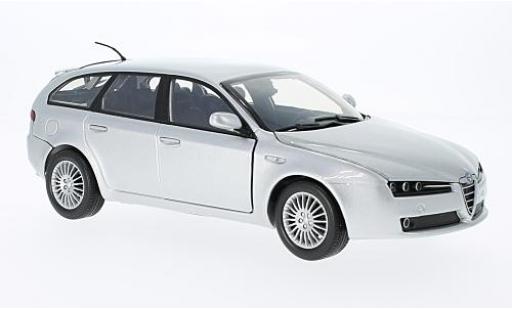 Modelauto Alfa Romeo 159 sportwagon SW grijs 1/18 Motormax