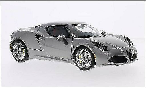 Alfa Romeo 4C coupe 1/18 Autoart metallic grijs 2013 modelauto