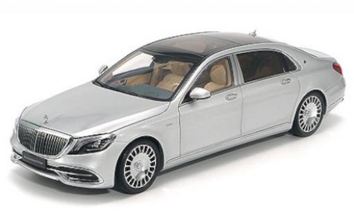 Modelauto Mercedes CLA Base Maybach Classe S grijs 2019 1/43 Almost Real