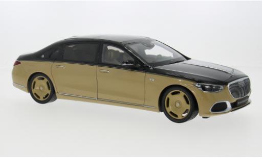 Modelauto Mercedes Classe S Base (Z 223) beige/zwart 2021 1/18 Almost Real