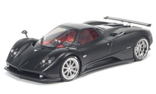 Modelauto Pagani Zonda F mat-zwart 2015 1/18 Almost Real