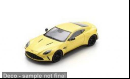 Modelauto Aston Martin Vantage coupe geel 2025 1/43 Spark