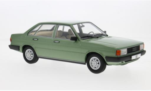 Modelauto Audi 80 berline (B2) groen 1978 1/18 MCG