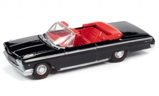 Modelauto Chevrolet Impala Convertible SS 409 Cabriolet zwart 1962 1/64 Auto World