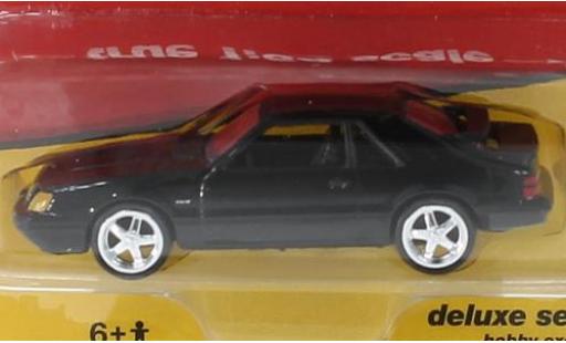 Modelauto Ford Mustang SVO zwart 1984 1/64 Auto World
