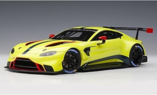 Modelauto Aston Martin Vantage gte Le Mans Pro groen Racing 2018 Plain Body Version 1/18 AUTOart