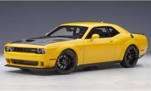 Modelauto Dodge Challenger SRT Hellcat Widebody geel/mat-zwart 2018 1/18 AUTOart