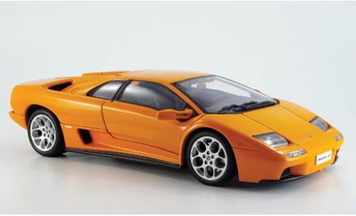 Modelauto Lamborghini Diablo 6.0 oranje 1/18 AUTOart