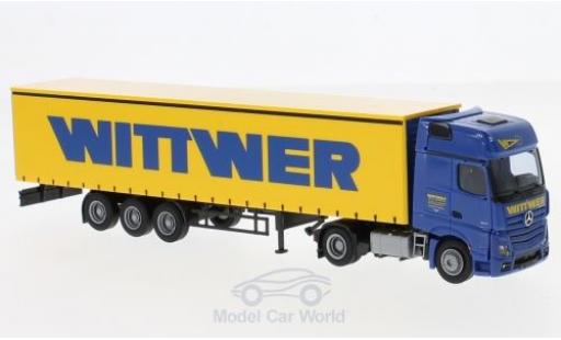 Modelauto Mercedes Actros Gigaspace 2 Giga. Aerop. Wittwer G-KSZ 1/87 AWM
